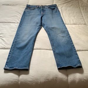 Levi’s wedgie straight jeans size 28